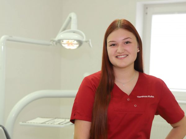 Watt´n Zahn - Zahnarztpraxis in  Schortens - Azubi Vanessa Kuhn