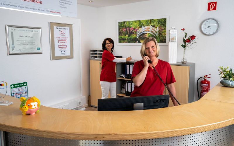Watt´n Zahn - Zahnarztpraxis in  Schortens - Empfangsdamen